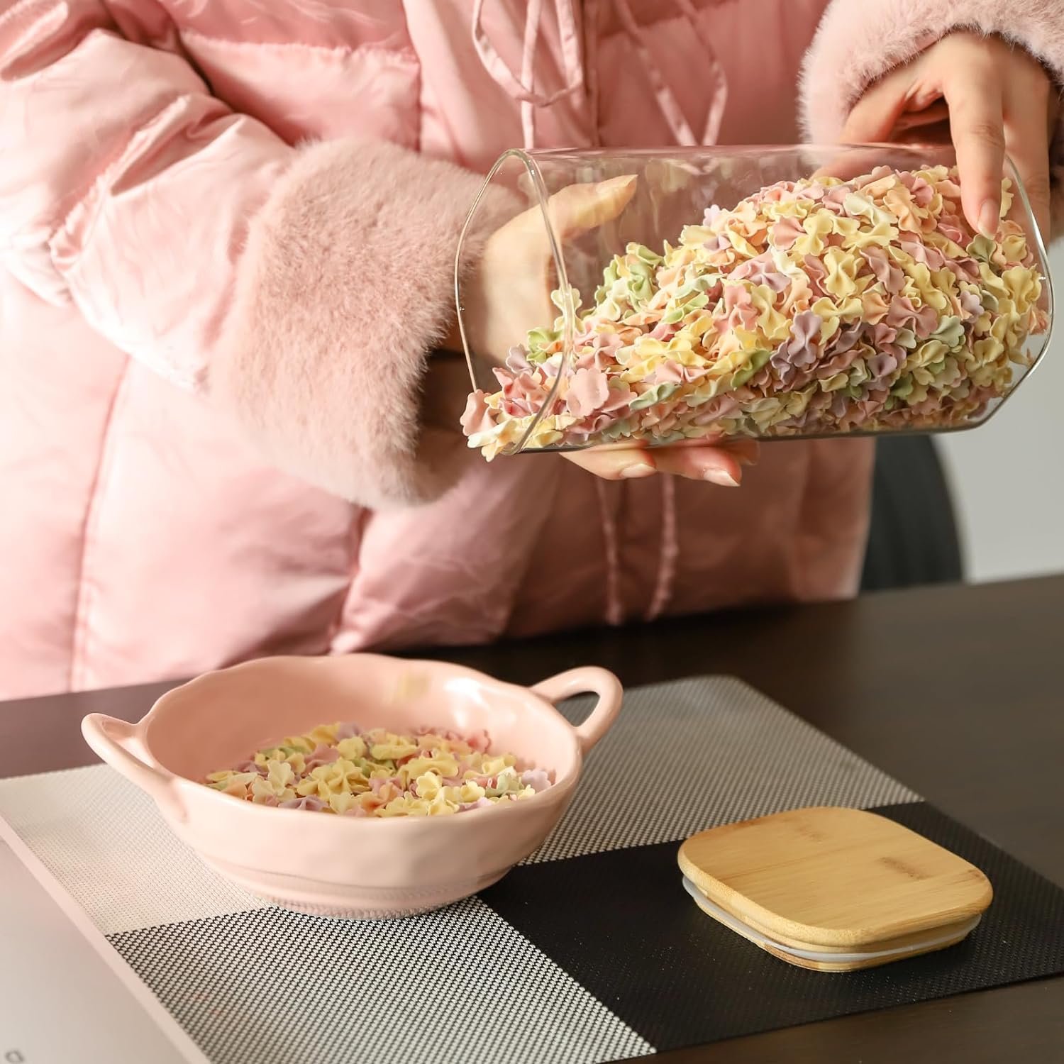 factory direct 50oz glass food storage jars set of 6,glass storage containers clear glass food canister with bamboo lid airtight for serving tea, coffee, flour, sugar, candy, cookie, spice and more (square) oem/odm services