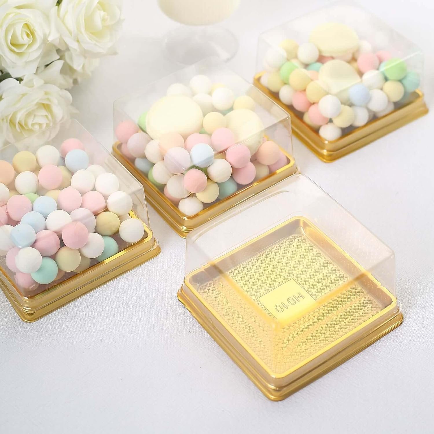manufacturer direct tableclothsfactory 50 pack | clear/gold square mini plastic dessert party favor boxes, cupcake muffin food containers - 4"x4"x2.5" supplier direct
